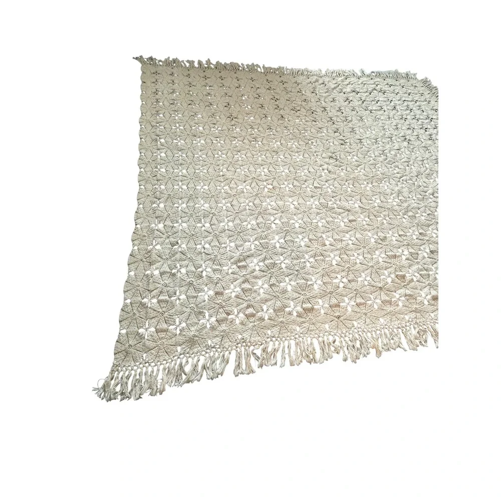 Vintage Handmade Crochet Lace Bedspread Boho Floral Starburst Fringe Cream 85x78